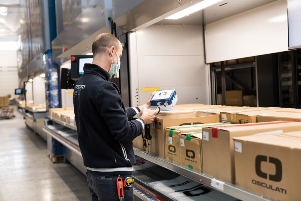 Magazzino_verticale_Photo1 ricevimento merce