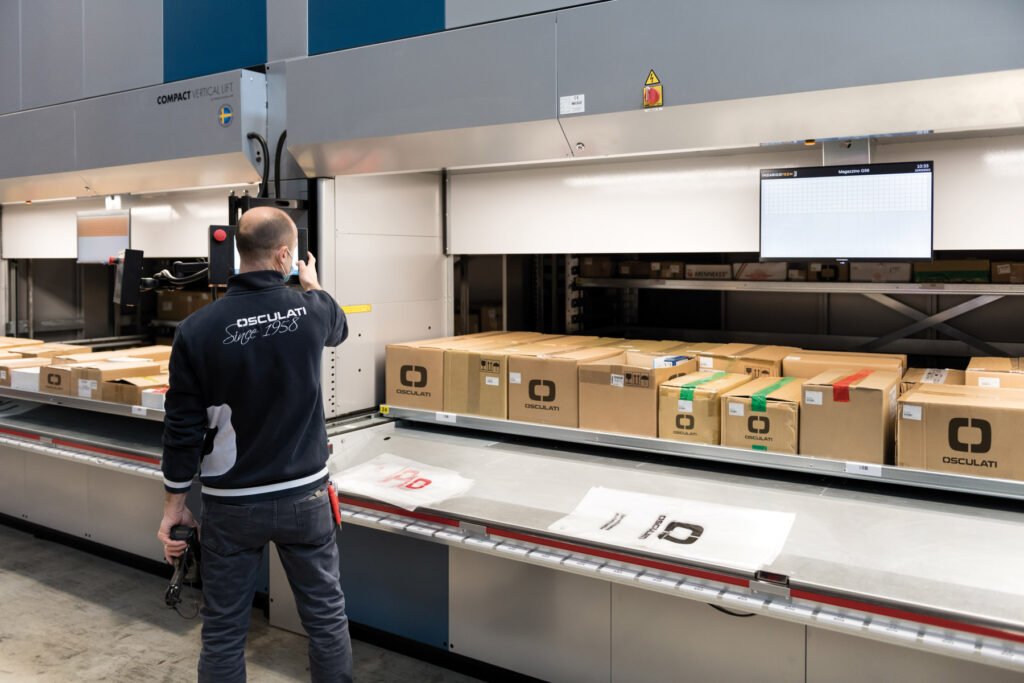 Magazzino_verticale_Photo2