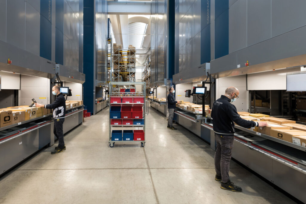 Magazzino_verticale_Photo9